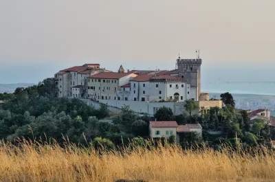 Veduta della costa di Castiglioncello